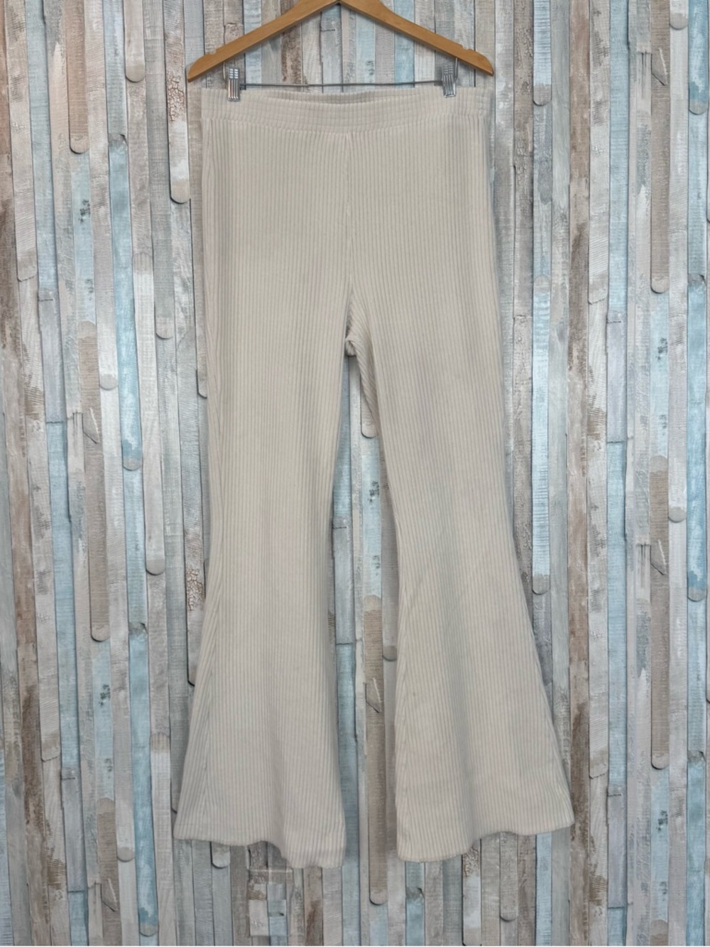 Aerie XL Wide Flare Leg High Rise Groove On Ribbed Velour Pants Pull On Waist AE